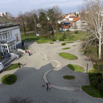 Stan Velika Gorica 77 m2 -strogi centar.