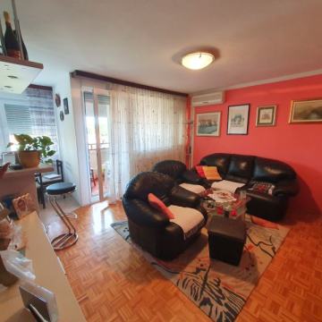 stan: Velika Gorica, S.Kolara, 3-sob, 70m2,isključivo zamjena