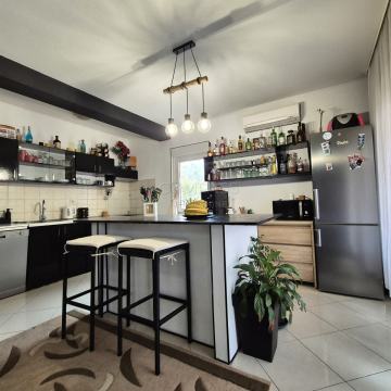 Trosoban stan; Veliko Brdo, Makarska, 128.00 m2