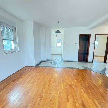 Stan, zagreb, Dugave, 53m2, prekrasan balkon, top lokacija!