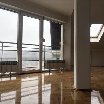 Stan: Zagreb (Kustošija), 101,7 m2 + garaža + PM + spremište!
