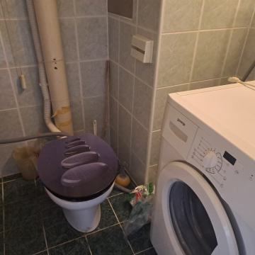 Stan: Zagreb (Knežija), 63.00M2  2S 225000 e MOGUČNOST 3 SOBNOG