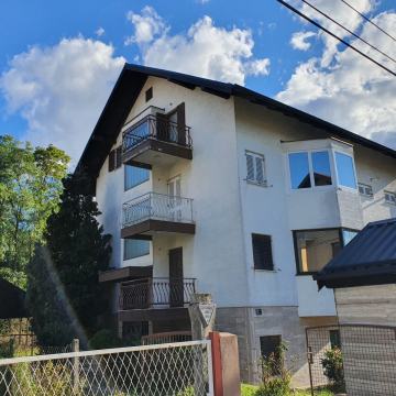 Prodaje se stan u Zagrebu (Maksimir) površine 91.00 m2