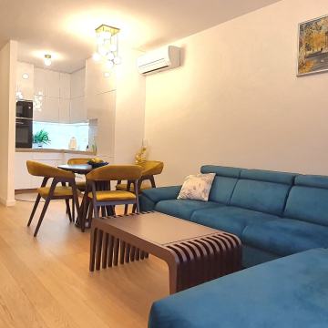 Zagreb Trešnjevka, moderan namješten 2S stan i garaža u novogradnji