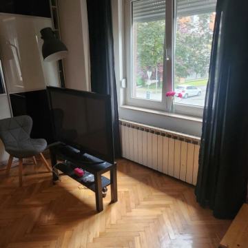 Stan: Zagreb, Trešnjevka, Žajina, 3-sob, 2-etaže, balkon, 71m2