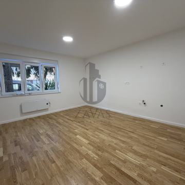 Stan Zagreb: Trnje 38m2 (NOVOUREĐENO)