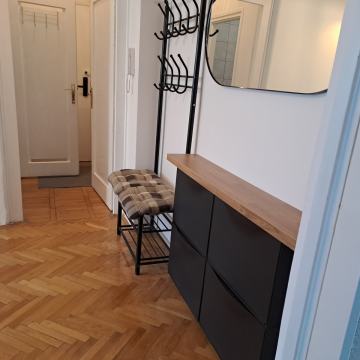 Stan: Zagreb (Vrbik), 46.00 m2 1S MOG. 1,5 S 2 KAT ZA 229000E