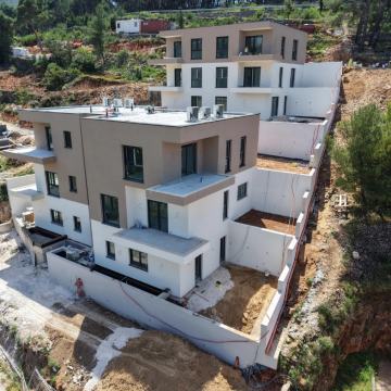 Stanovi - završena novogradnja Jelsa 60m2