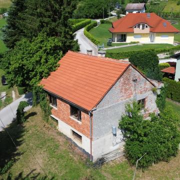 Samostojeća kuća za renovaciju  – Krapina, Doliće