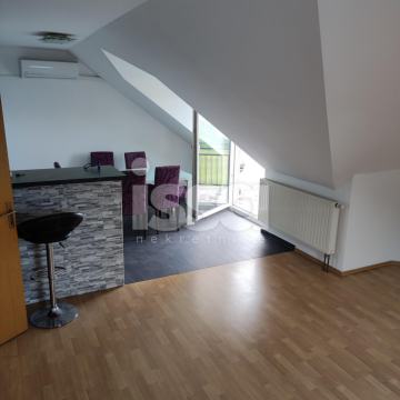 STENJEVEC, TROSOBNI STAN, 85,07m2 + TAVAN 29,57m2, 239 000€