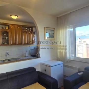 Sućidar, dvosoban stan na odličnoj lokaciji!