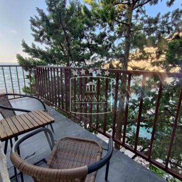 Tribanj - autentična dalmatinska kuća PRVI RED DO MORA! 349000€