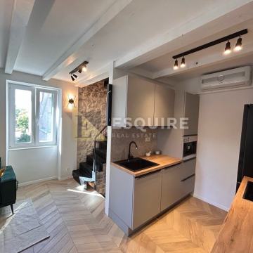 TROGIR - KAŠTEL Mediteranska kuća, spa oaza - 60m2