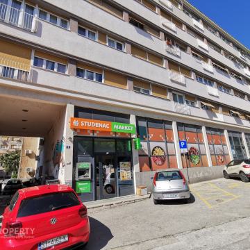 Trosoban stan 78 m²,JUG–odlična lokacija u predjelu Lučac, blizu škole