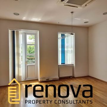 Uredi u samom centru, 500 m2 (2 x 250 m2), zajedno ili odv.