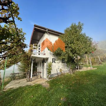 VIKENDICA 52m2, MIRNA LOKACIJA, RADOBOJ