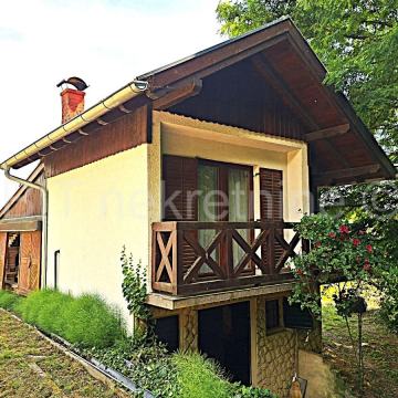 Vikendica 60 m² + 2.250 m² okućnice | Vinski podrum
