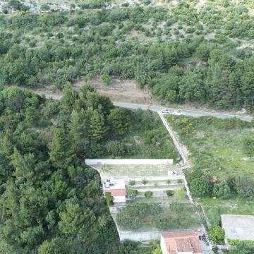 Vikendica Malačka sa maslinikom 880m2 i pogledom na more