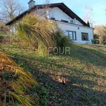 Virovitica- okolica, samostojeća kuća 320m2 s velikim dvorištem i gara