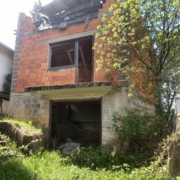 VISOKA PRIZEMNICA, 124m2, VELIKA OKUĆNICA!!