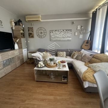 Zadar, Bili brig, jednosoban stan na prvom katu zgrade, 42,80 m2