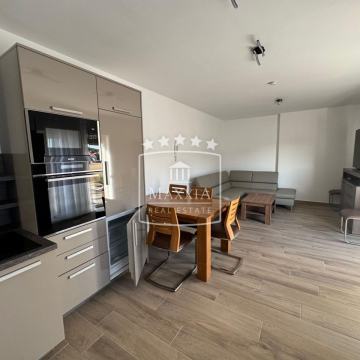Zadar - Penthouse 100.44m2 novi stan kompletno namješten! 399000 EUR