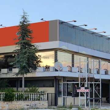 Zadar, veliki poslovni prostori na top lokaciji za najam