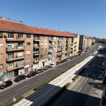 ZAGREB, DONJI GRAD, STAN S ODLIČNIM POTENCIJALOM I LOKACIJOM