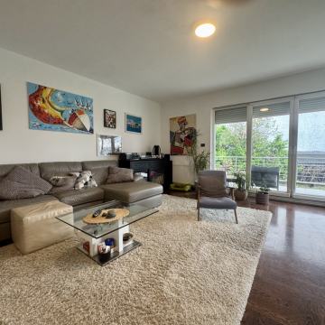 Zagreb, Gornji Bukovac, 3- soban STAN s VRTOM i 2 PM 120 m²