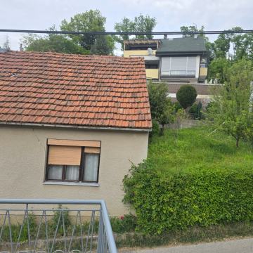 Zagreb (Gračani), kuća za rušenje 96.00 m2 prodaja