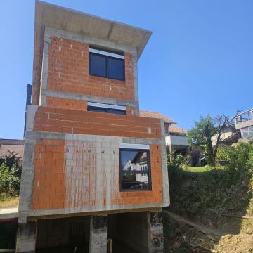 Zagreb, Lašćina, stambena zgrada s dva stana, 136m2