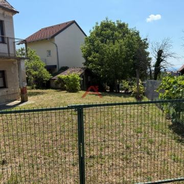 Zagreb, Mikulići, ul. Talani, parcela 531m2 sa kućom