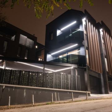 Zagreb, prekrasna urbana vila, srebrnjak, 245m2 (S PRIVATNOM KONOBOM)!