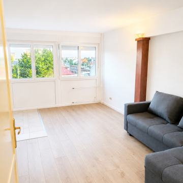 ZAGREB, TREŠNJEVKA - Prodaja Stana | 53,40 m² | III kat | Remiza