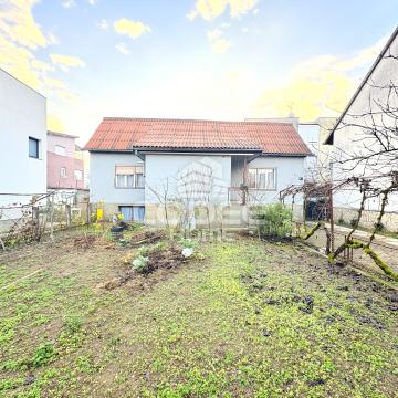 ZAGREB – TROKUT | KUĆA – 72 m² + VELIKA PARCELA