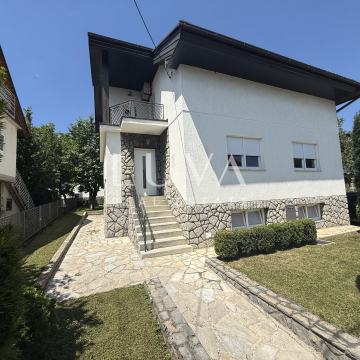 Zagreb, Vrapče, obiteljska kuća s garažom, NKP 264 m²
