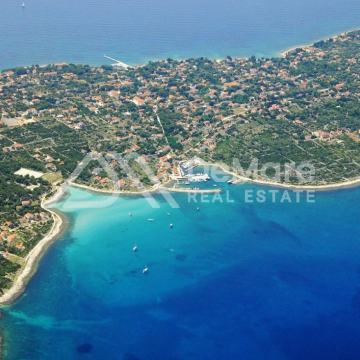 OTOK SILBA - ATRAKTIVNO GRAĐ. ZEMLJIŠTE 1420 m2- za 2 dvojne kuće!!!