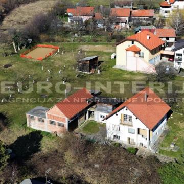 Zemljište Zagreb - Bizek - 2.289 m² s kućom za rušenje-bez provizije!