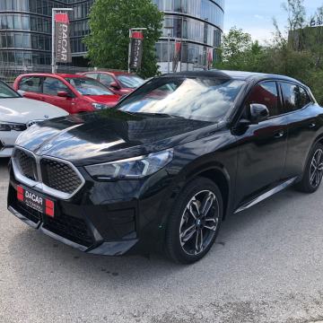 BMW iX2 3.0 E xDrive M-sport Električni, NOVO,