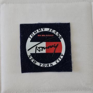 TOMMY HILFIGER ZAKRPA ZA ODJECU