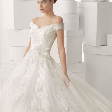 Vjenčanica sa naramenicama i prekrasnim detaljima od čipke