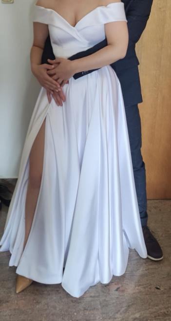 Prodajem vjenčanicu šivanu po mjeri vel. 36/38