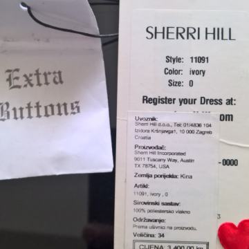 Vjenčanica sherri hill jednom nošena plaćena 3400,00kn