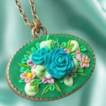 Art romantična ogrlica od polimerne gline