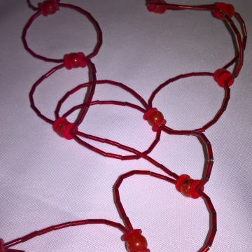 ATRAKTIVNA OGRLICA-UNIKAT