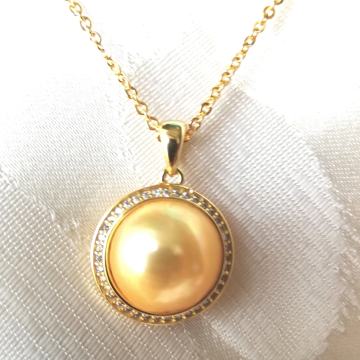 Biser mabe' zlatni iz južnih mora