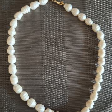 Biserna ogrlica biseri