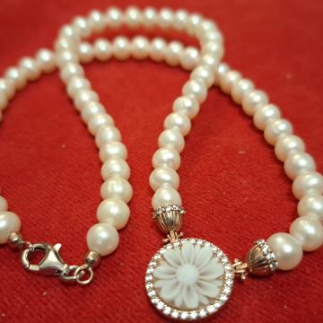 Biserna ogrlica sa kamejom u .925 srebru 43 cm