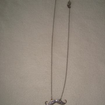 Brkovi ogrlica / RASPRODAJA