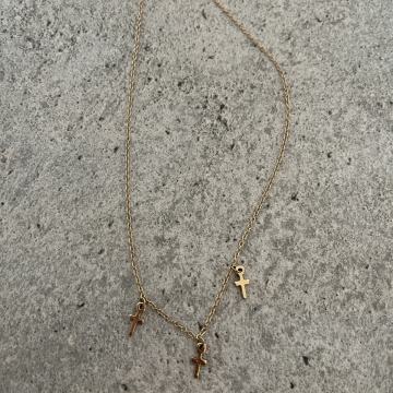 Choker sa križevima / TOTALNA ČISTKA